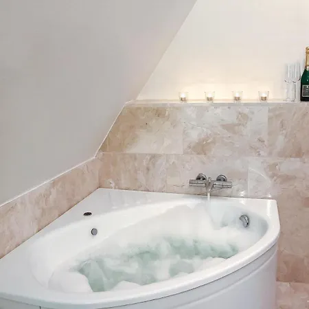 Six Bedroom Holiday In * Skagen